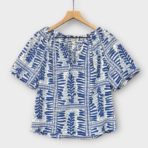 Ann Taylor LOFT Fern Stripe Tasseled V-Neck Blue/White Blouse Size XS - Picture 4 of 13